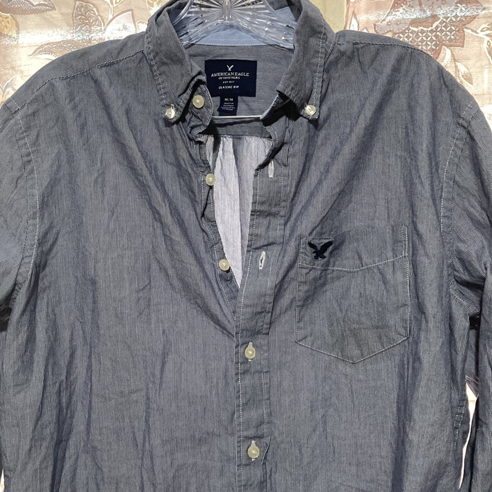 American Eagle Outfitters | Classic Fit Button Up |  Blue and white Pin Stripe